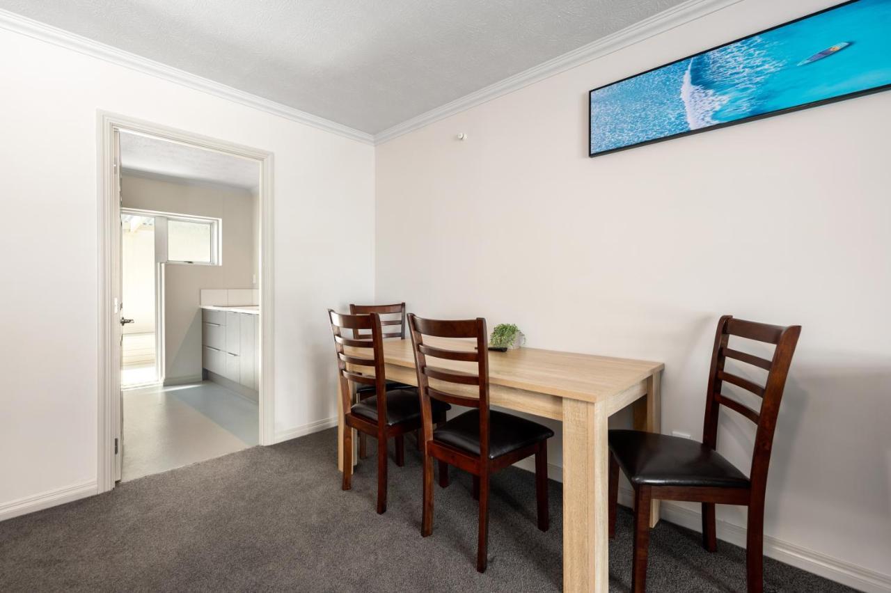 Ashleigh Court Motel Роторуа Экстерьер фото