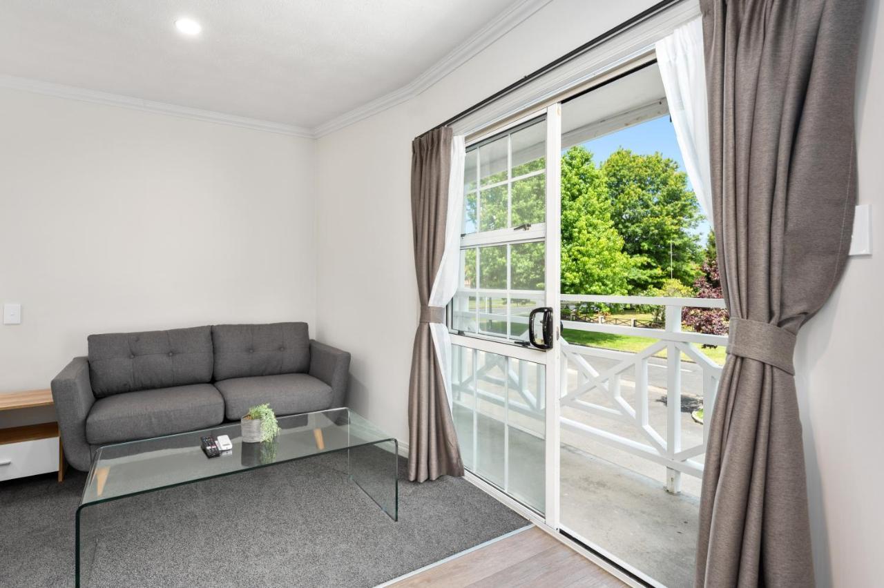 Ashleigh Court Motel Роторуа Экстерьер фото