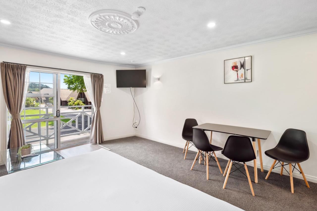 Ashleigh Court Motel Роторуа Экстерьер фото
